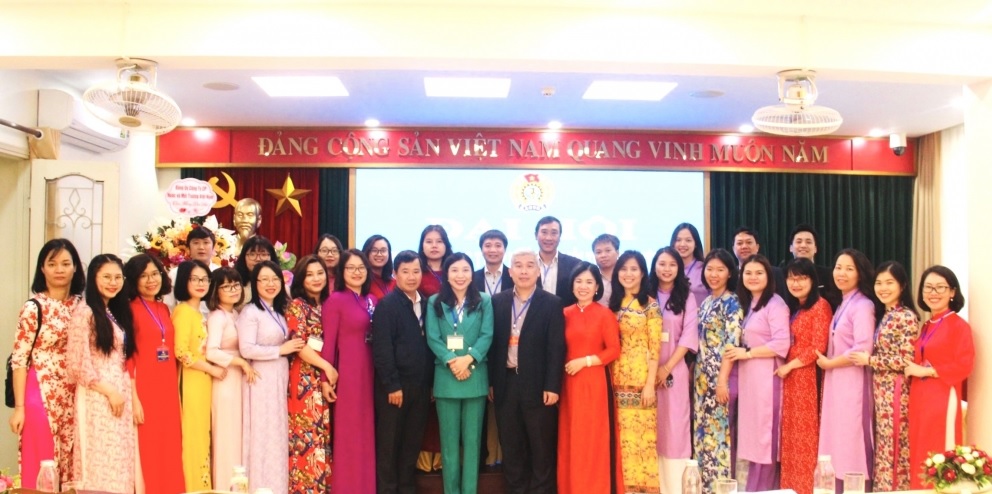 Đại hội Công đoàn Công ty cổ phần Nước và Môi trường Việt Nam “Đổi mới - Dân chủ - Đoàn Kết - Phát triển”